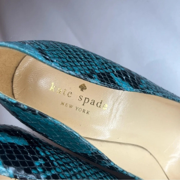 KATE SPADE Licorice Blue Snakeskin Heels Pump - Picture 4 of 8